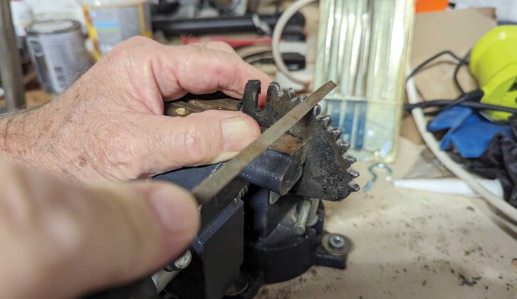 Dressing the worn teeth with a file