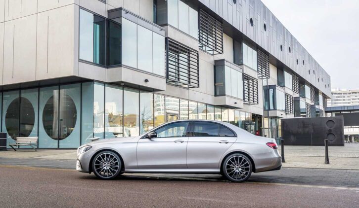 Mercedes-Benz E 220 d AMG Line saloon