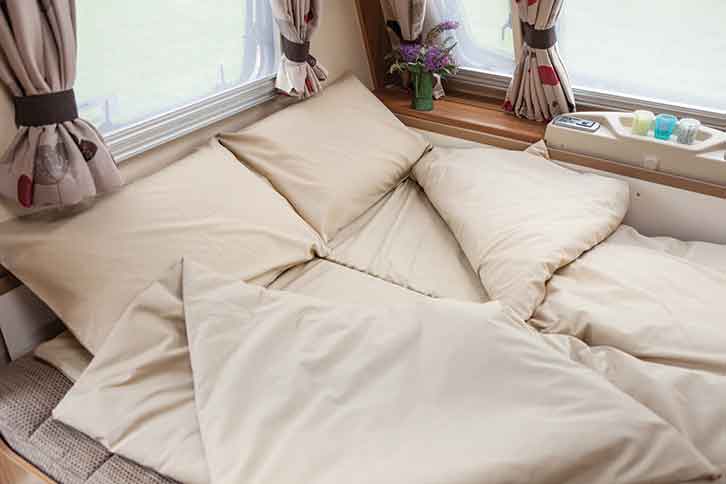 Caravan bedding